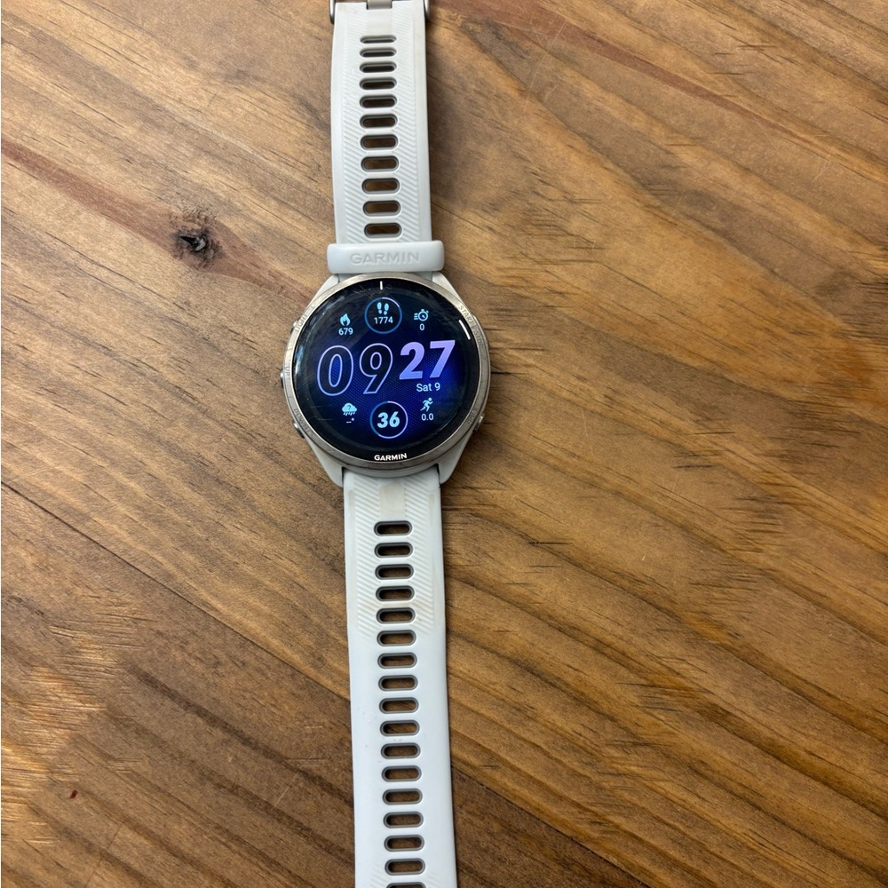 Garmin 965 Silver and White Smartwatch